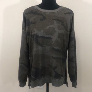 Dantelle Camo Print Long Sleeve Top. Size medium
